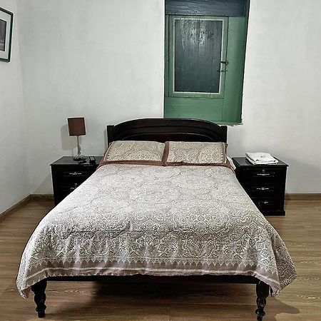 Hostal Latina Cuenca Exterior foto