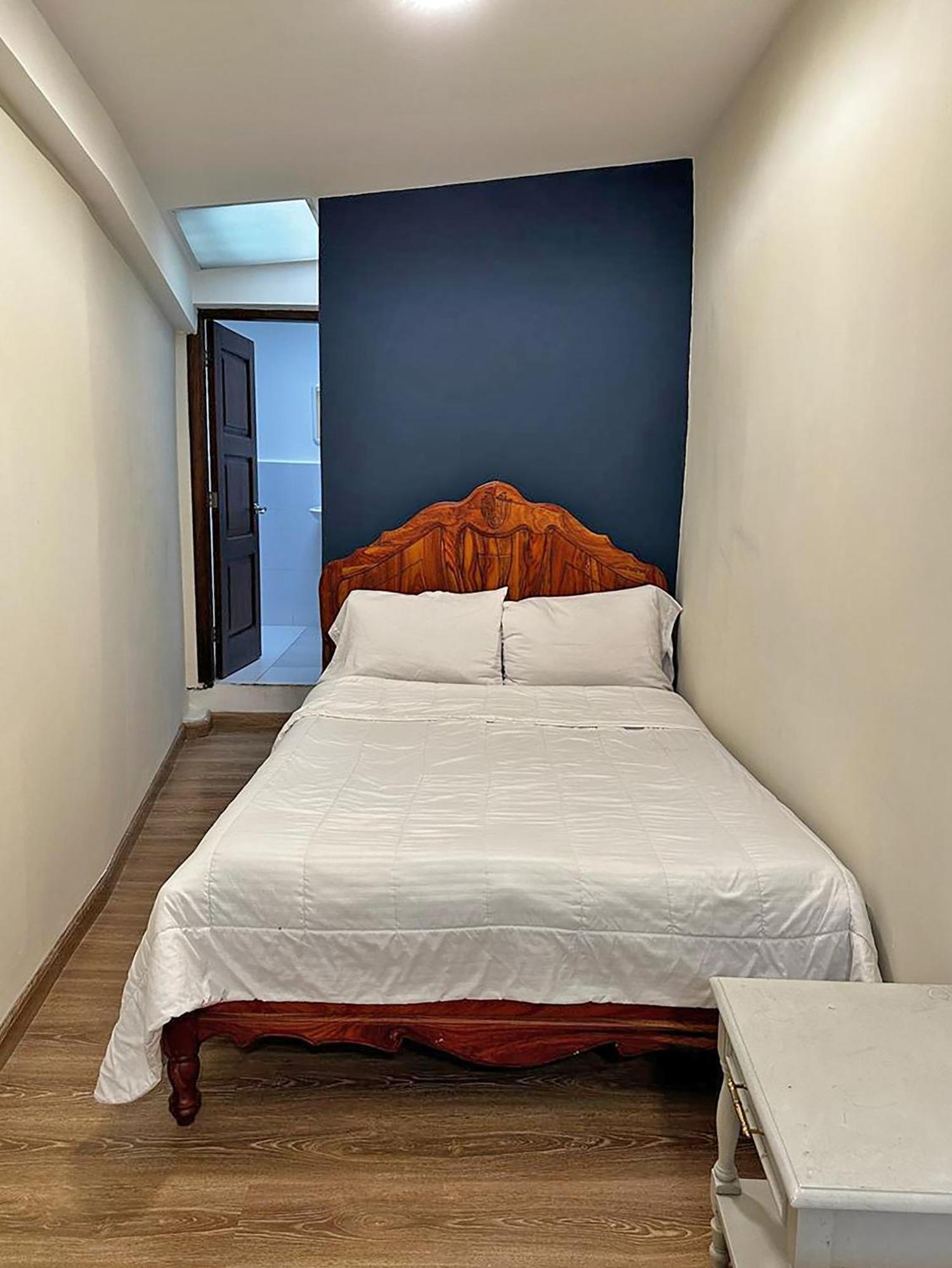 Hostal Latina Cuenca Exterior foto