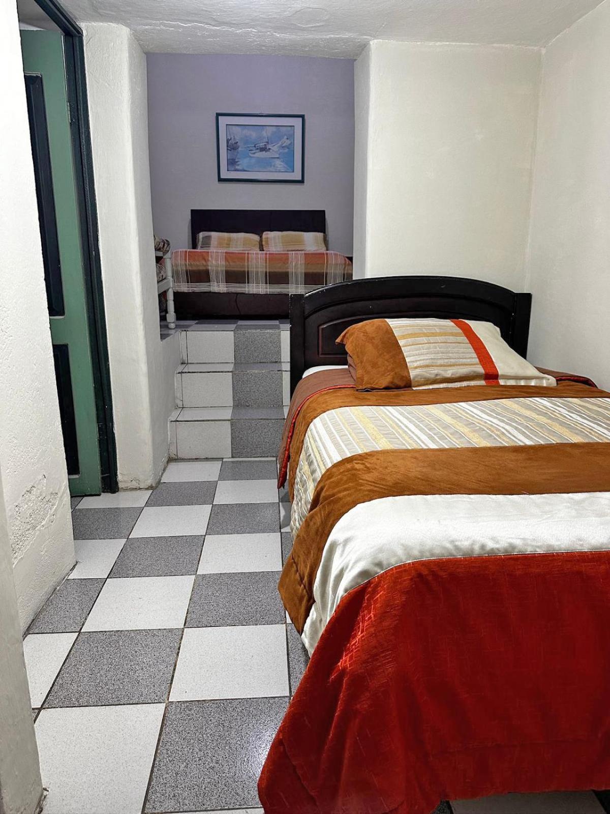 Hostal Latina Cuenca Exterior foto